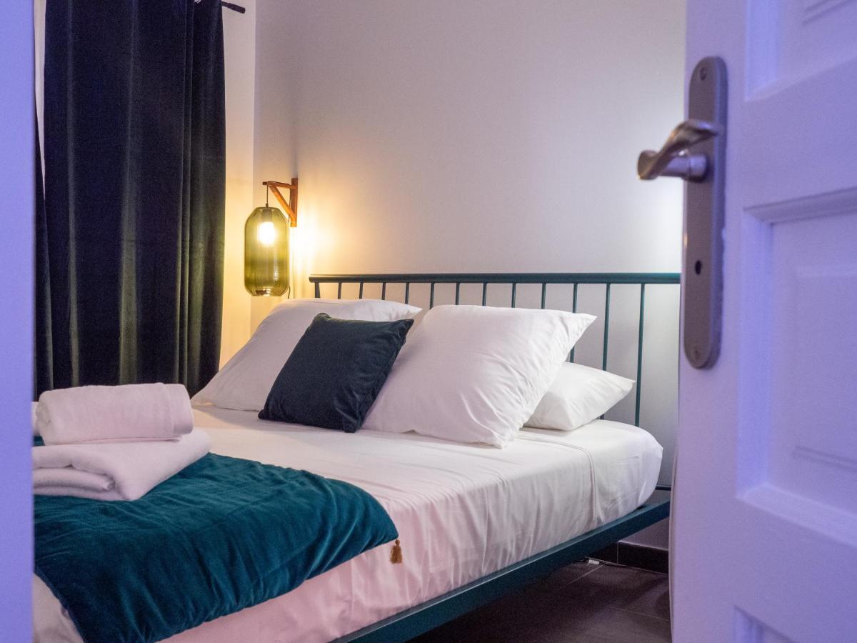 La Madeleine Arles Apartment ภายนอก รูปภาพ