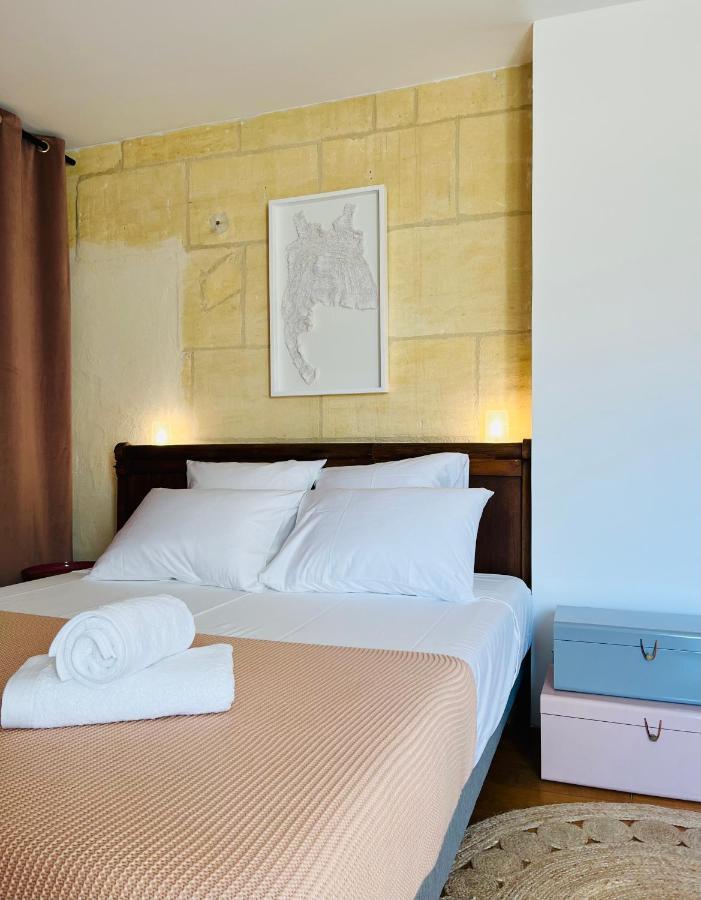 La Madeleine Arles Apartment ภายนอก รูปภาพ