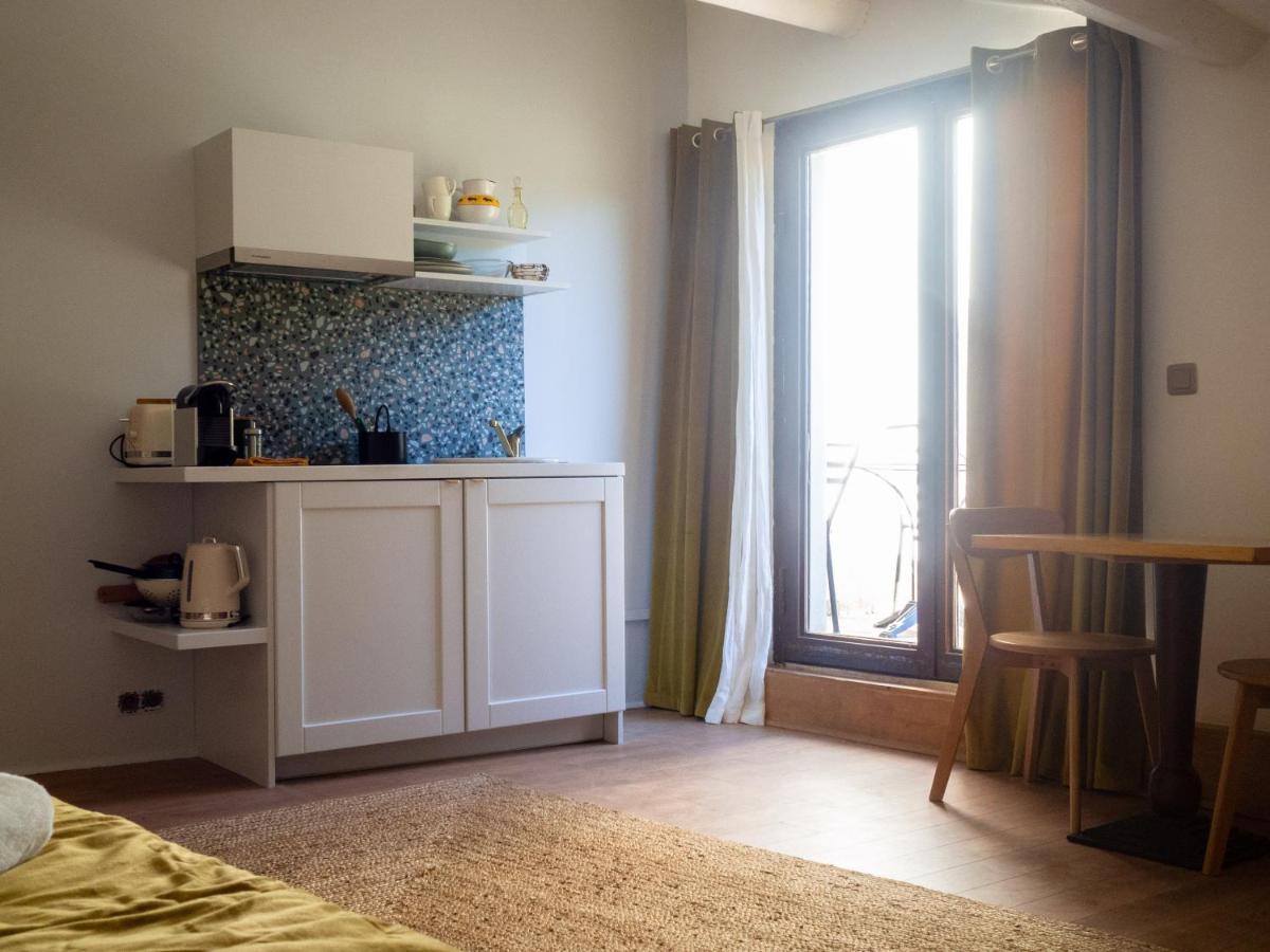 La Madeleine Arles Apartment ภายนอก รูปภาพ