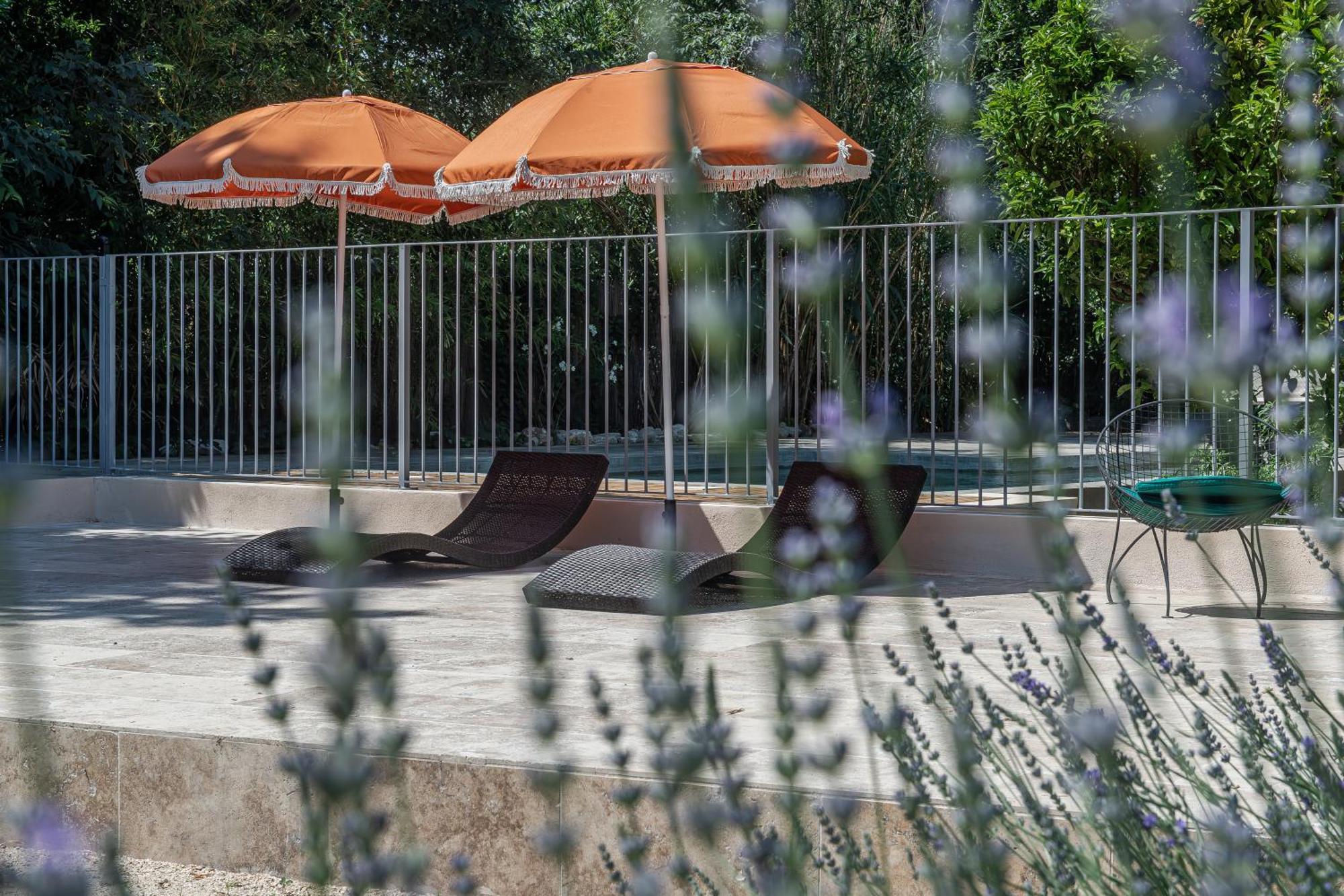 La Madeleine Arles Apartment ภายนอก รูปภาพ