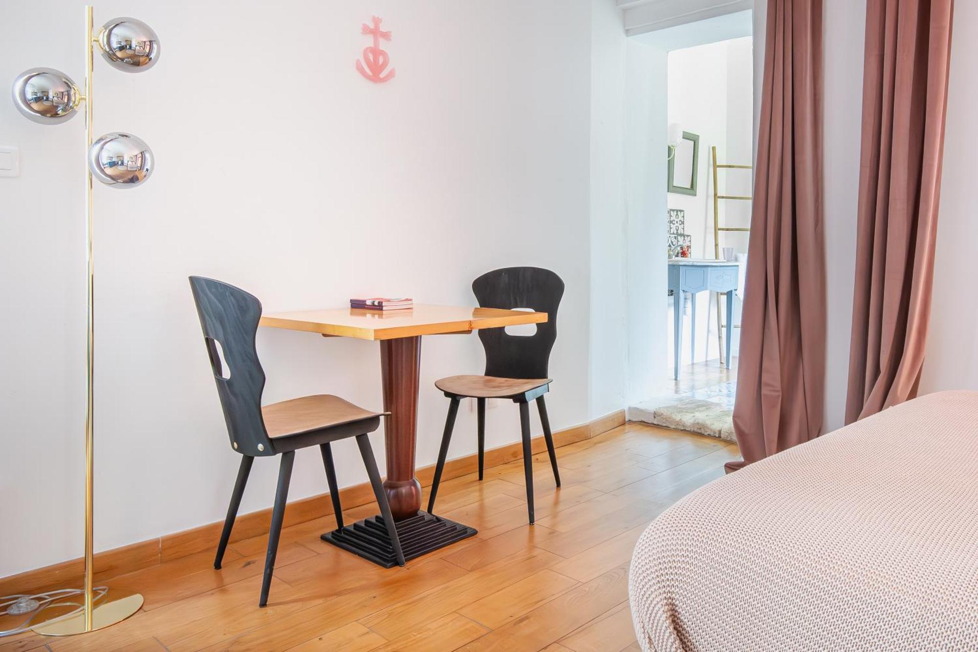 La Madeleine Arles Apartment ภายนอก รูปภาพ